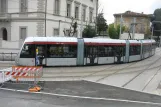 Florence tram line T1 with low-floor articulated tram 1007 close by Via Jacopo da Diacceto (2010)