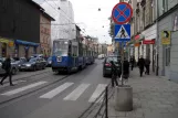 Kraków tram line 10 with railcar 431 in front of Citi Handlowy, Krakowska (2011)