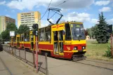 Łódź tram line 6 with railcar 1714 at Chojny Kurczaki (2008)