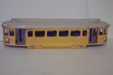 Model tram: Side of model of Lunding bogie motor car, as line 10 (1950)