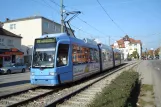 Munich tram line 20 with low-floor articulated tram 2210 at Delkovenstr. (2007)