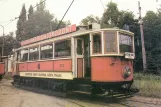 Postcard: Prague railcar 275 in front of Vozovna Střešovise (1930-1939)