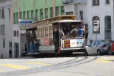 San Francisco cable car Powell-Hyde with cable car 14 near Washington & Powell (2010)