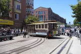 San Francisco cable car Powell-Mason with cable car 11, side view Taylor & Bay (2010)