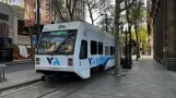 San Jose Green Line with low-floor articulated tram 925 at Santa Clara (2025)