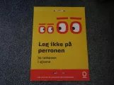 Sign: Leg ikke på perronen
 (2022)