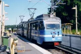 Stockholm tram line 21 Lidingöbanan with railcar 316 "Dalsland" at Gåshaga brygga (2005)