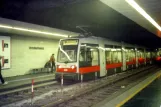 Vienna tram line 6 with low-floor articulated tram 630 at Eichenstr. (2001)