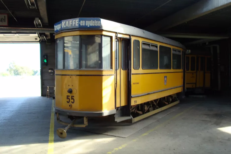 Aarhus museum tram 55 inside Bryggervej (2007)