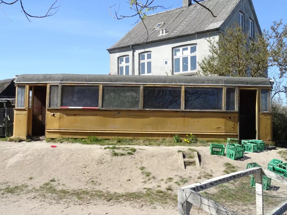 Aarhus railcar 9 at Tirsdalen's Kindergarten (2019)