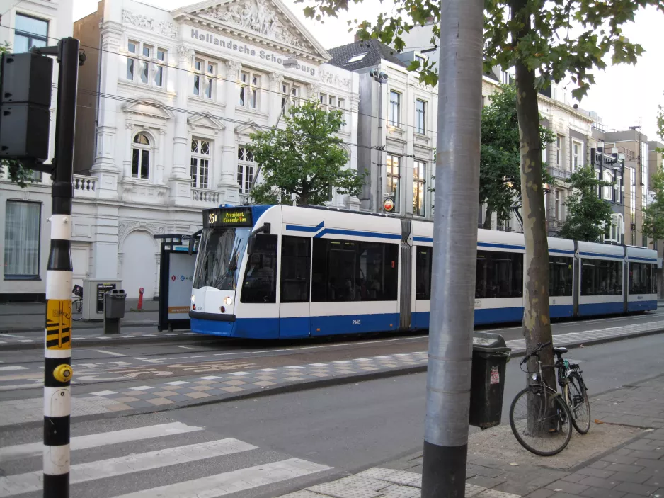 Amsterdam tram line 25 with low-floor articulated tram 2145 on K. s-Gravesandestraat (2009)