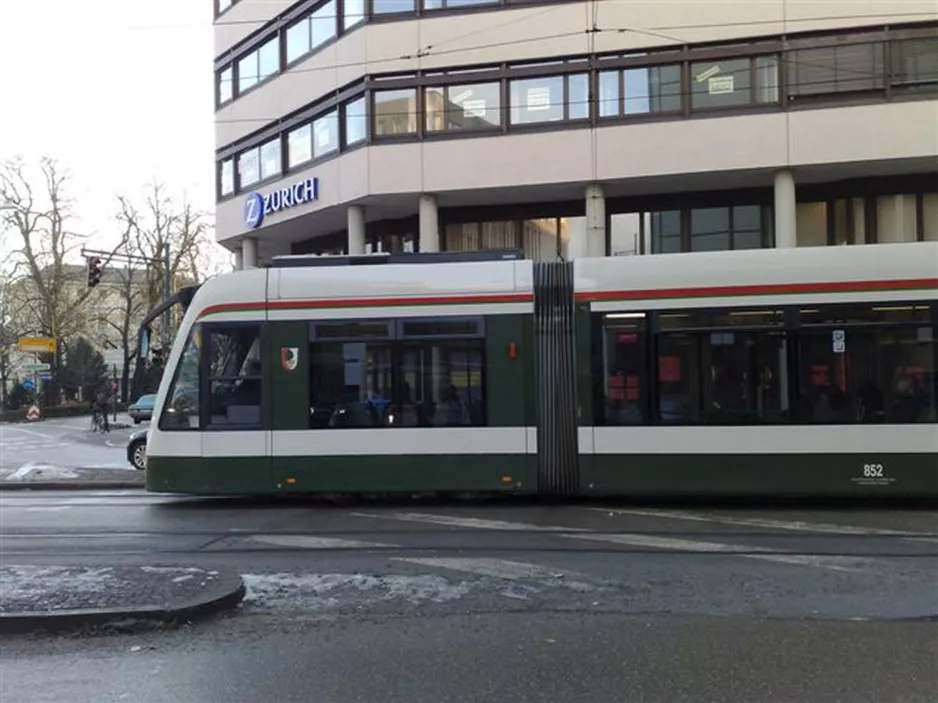 Augsburg tram line 1 with low-floor articulated tram 852, the front Königsplatz (2010)