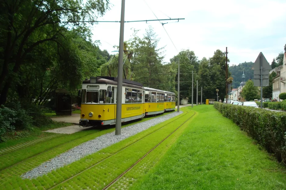 Bad Schandau Kirnitzschtal 241 with railcar 4 at Kurpark (2011)