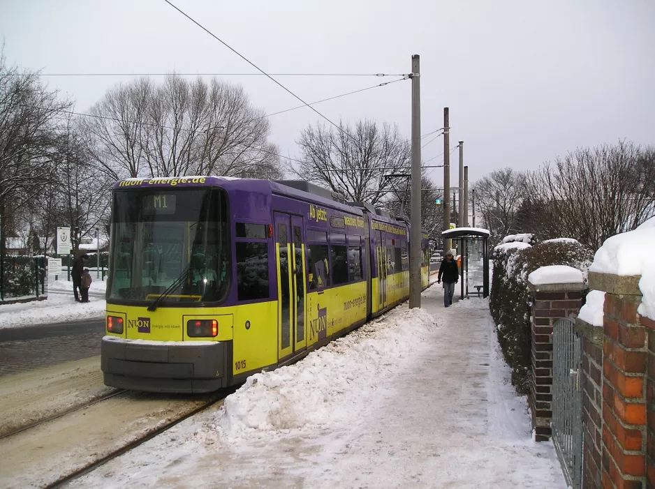 Berlin fast line M1 with low-floor articulated tram 1015 at Heinrich-Böll-Str. (2010)