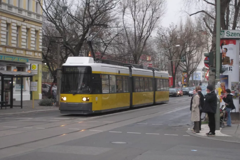 Berlin tram line 12  at U Weinmeisterstr. / Gipsstr. (2007)