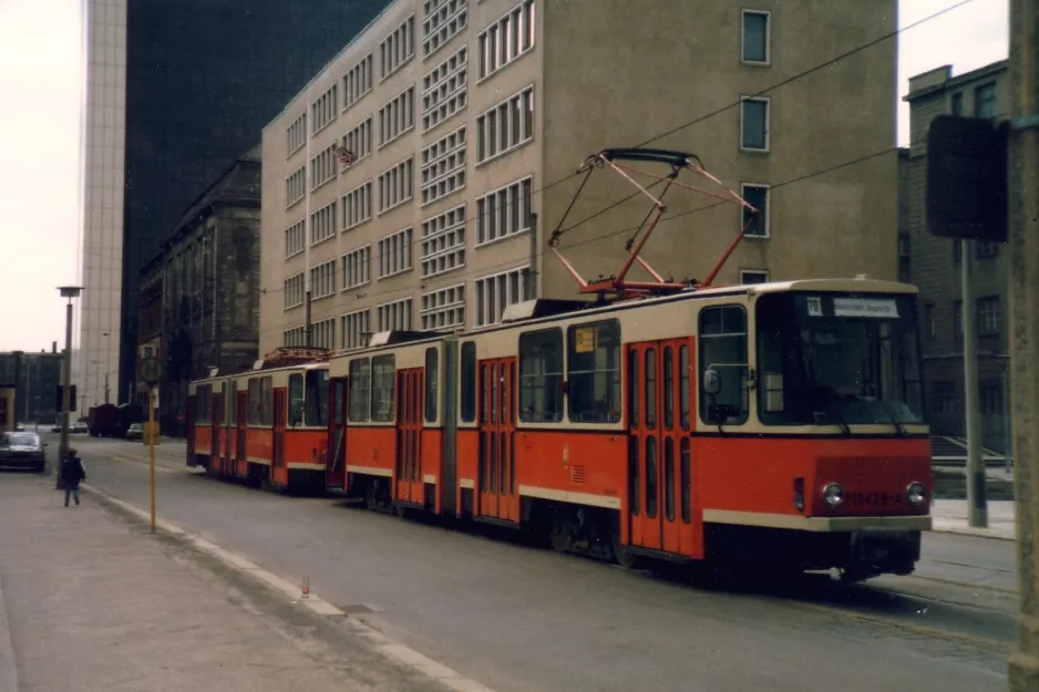 Berlin tram line 70 with articulated tram 219 428-4 at Mitte, Am Kupfergraben (1986)