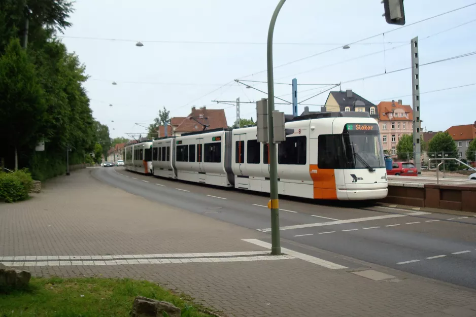 Bielefeld tram line 2 with articulated tram 5006 "Amt Jöllenbeck" at Prießallee (2016)