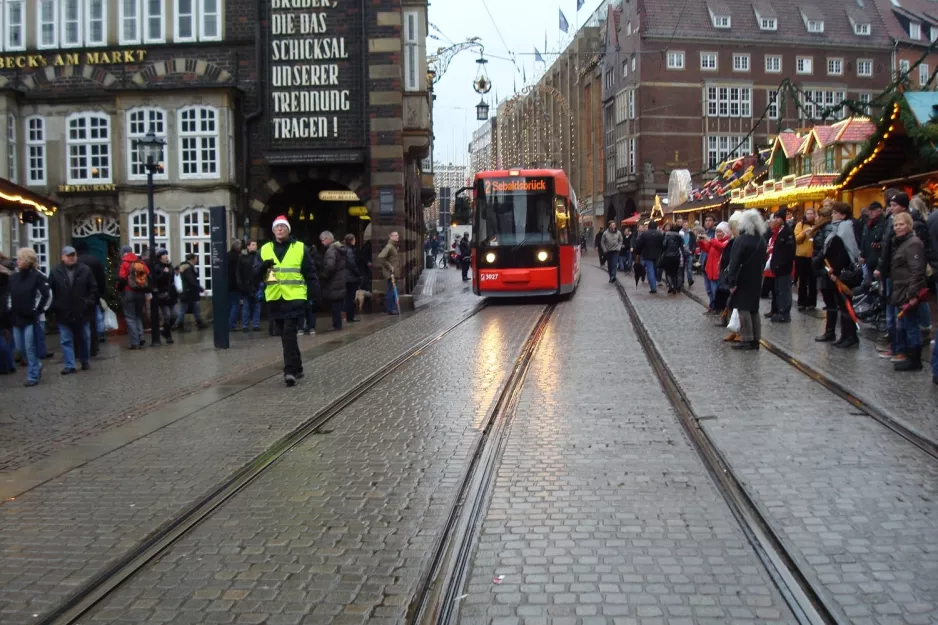 Bremen tram line 2 with low-floor articulated tram 3027 near Obernstr. (2012)