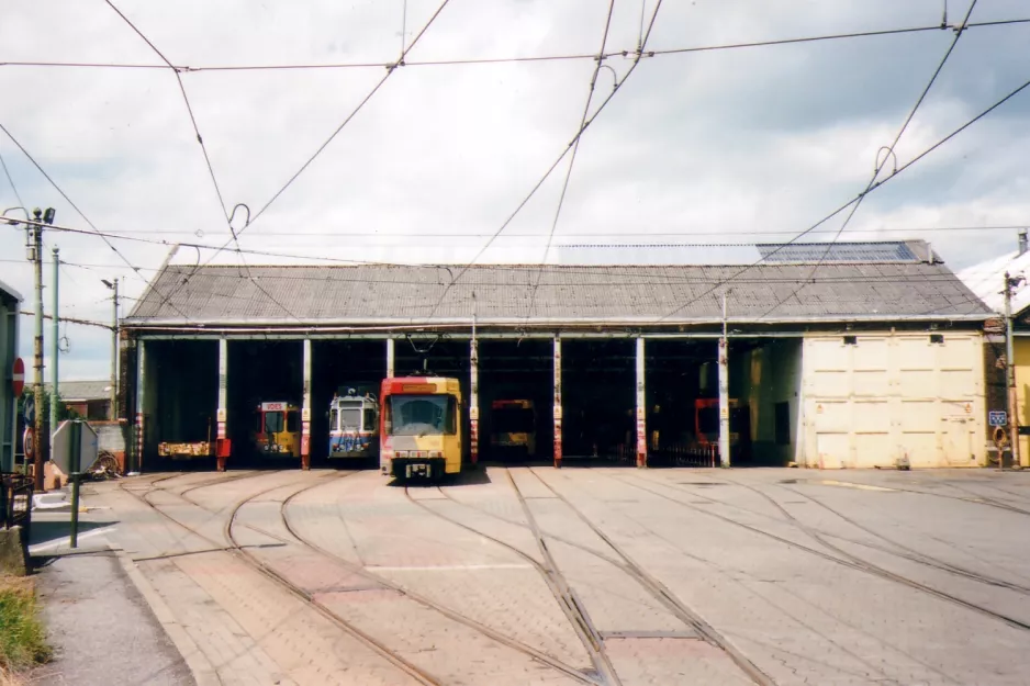 Charleroi in front of Depot Anderlues (2007)