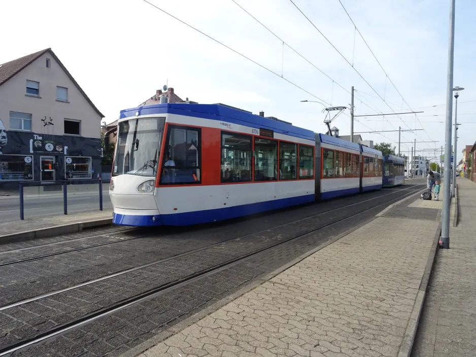 Darmstadt tram line 9 with low-floor articulated tram 0776 at Wagenhalle (2024)