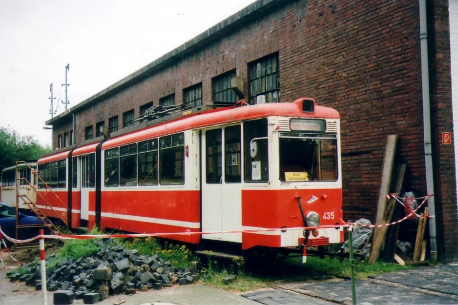 Dortmund articulated tram 435 on Nahverkehrsmuseum (2007)