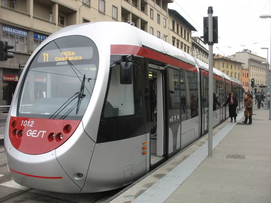 Florence tram line T1 with low-floor articulated tram 1012 outside Alamanni - Stazione (2010)