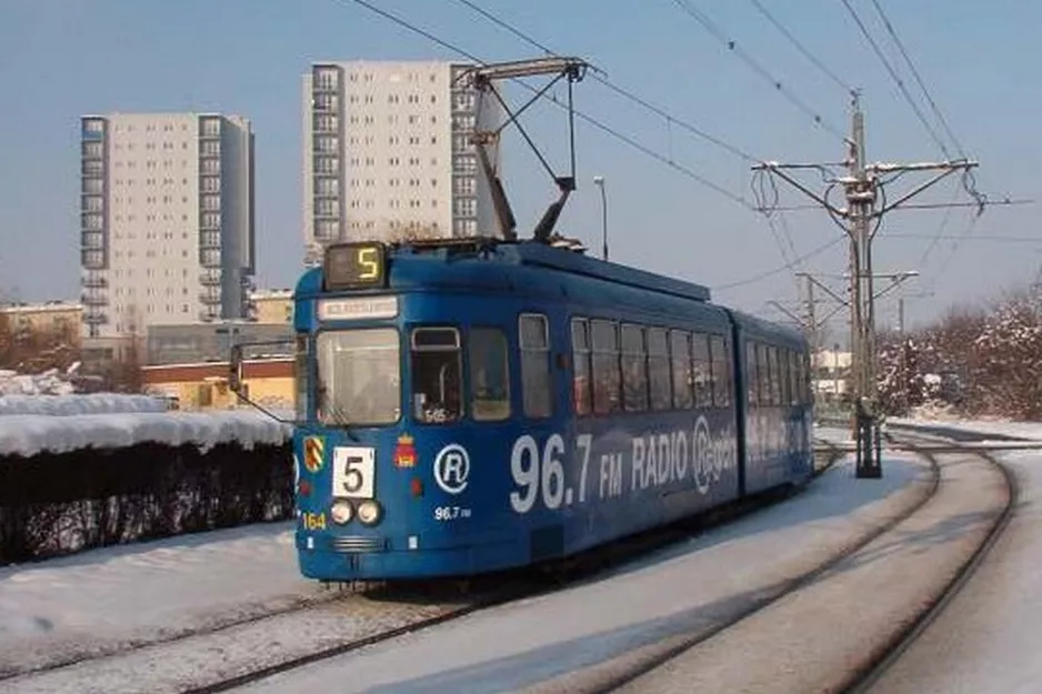 Kraków tram line 5 with articulated tram 164 on Bratysławska (2005)