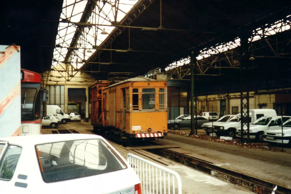 Lille tower wagon 912 inside Saint Maur (2002)