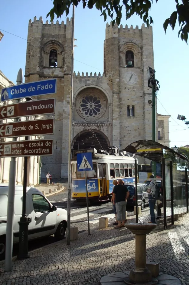 Lisbon tram line 28E with railcar 547 by Sé (2008)