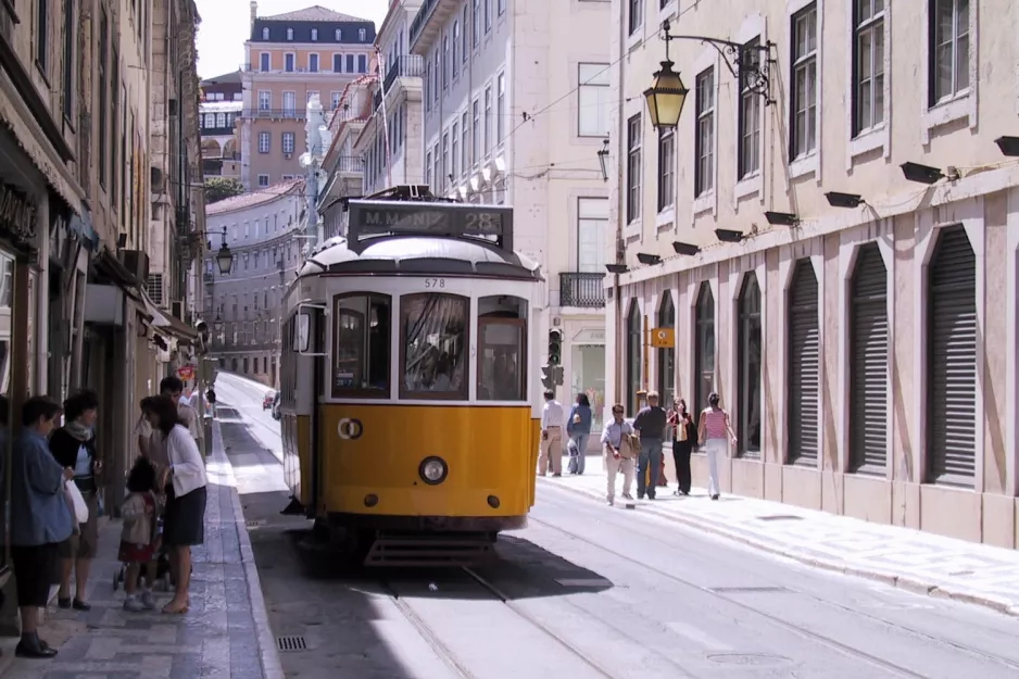 Lisbon tram line 28E with railcar 578 on Rue da Conceição (2003)