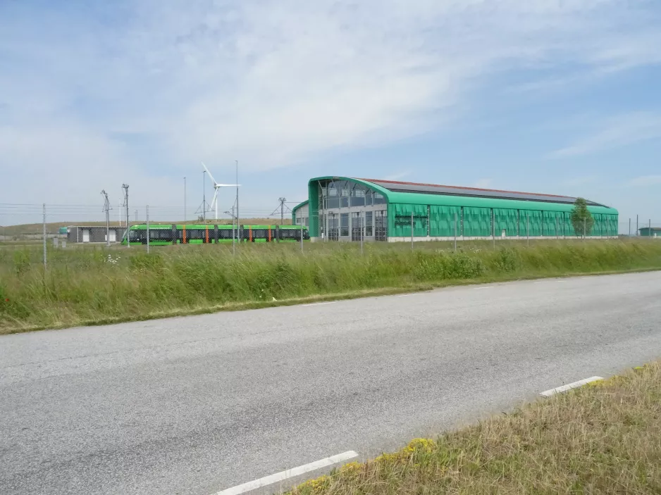 Lund low-floor articulated tram 05 (Inferno) at Spårvagnsdepå (2022)