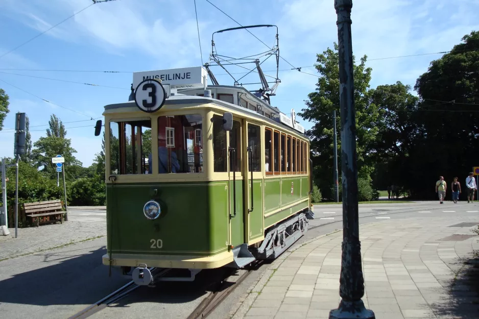 Malmö Museispårvägen with railcar 20 on Banérskajen (2012)