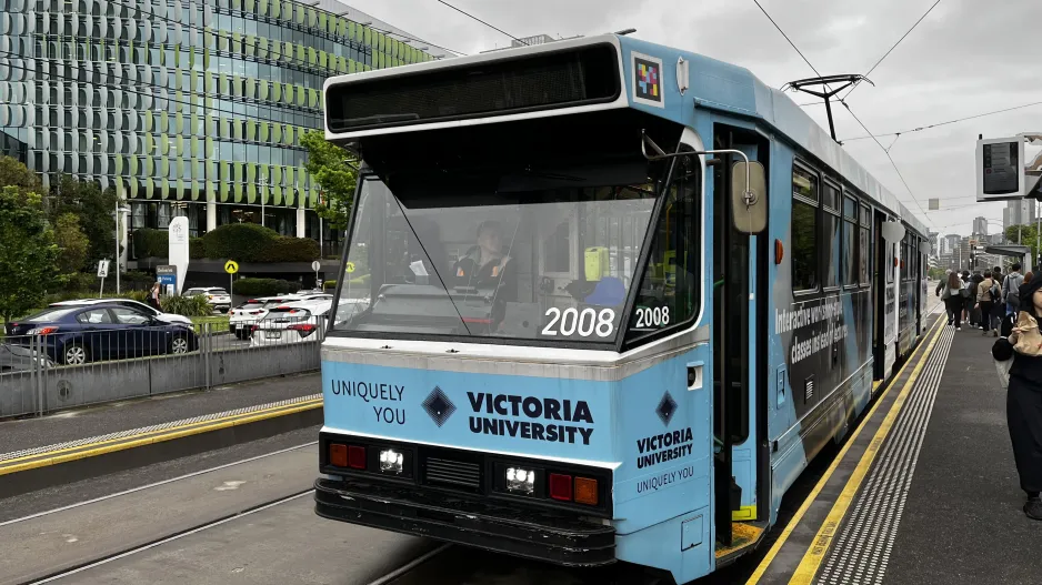 Melbourne articulated tram 2008 at Royal Childrens Hospital (2024)