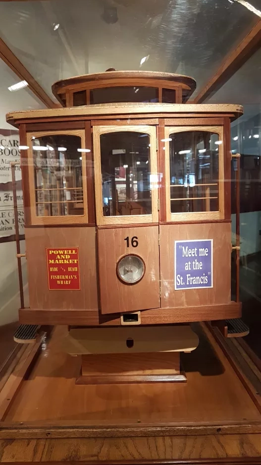 Model tram: Model of cable tram 16
(2021)