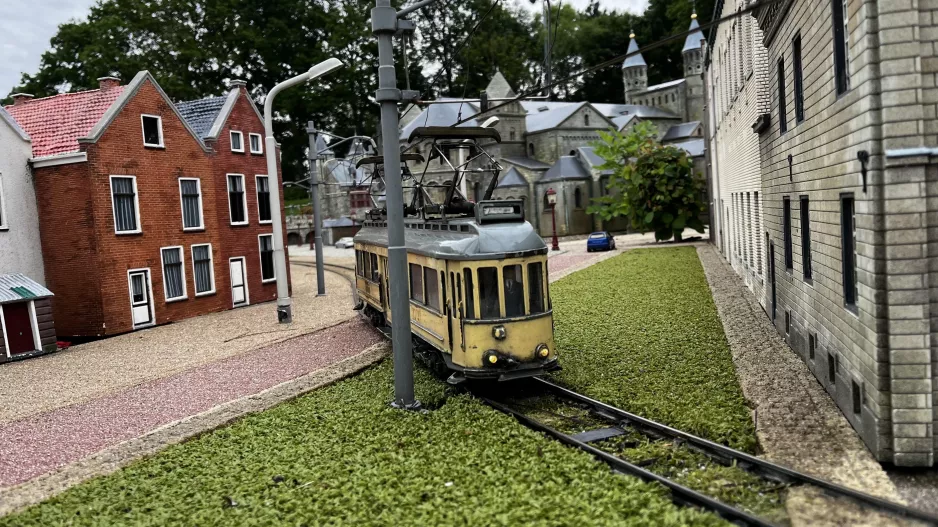 Model tram: The front: MTM motor vehicle (2022)