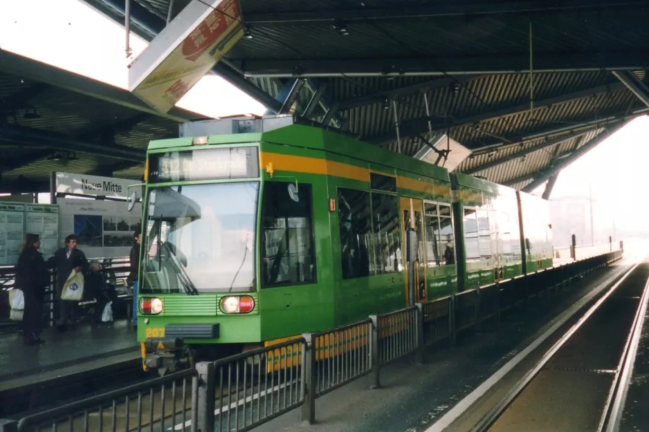 Mülheim regional line 112 with low-floor articulated tram 207 at Neue Mitte (2004)