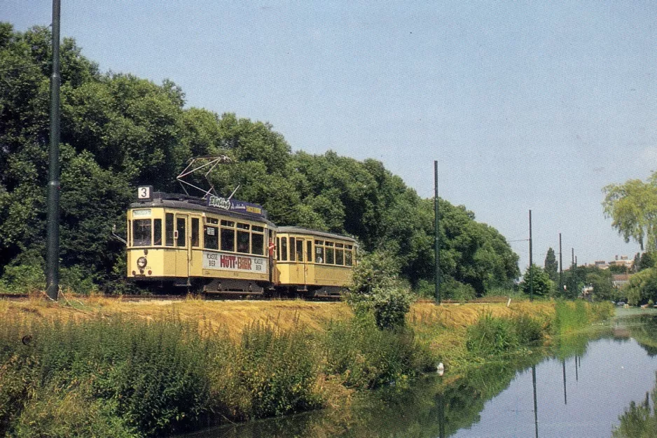 Postcard: Amsterdam museum line 30 with railcar 224 near Kalfjeslaan (1984)