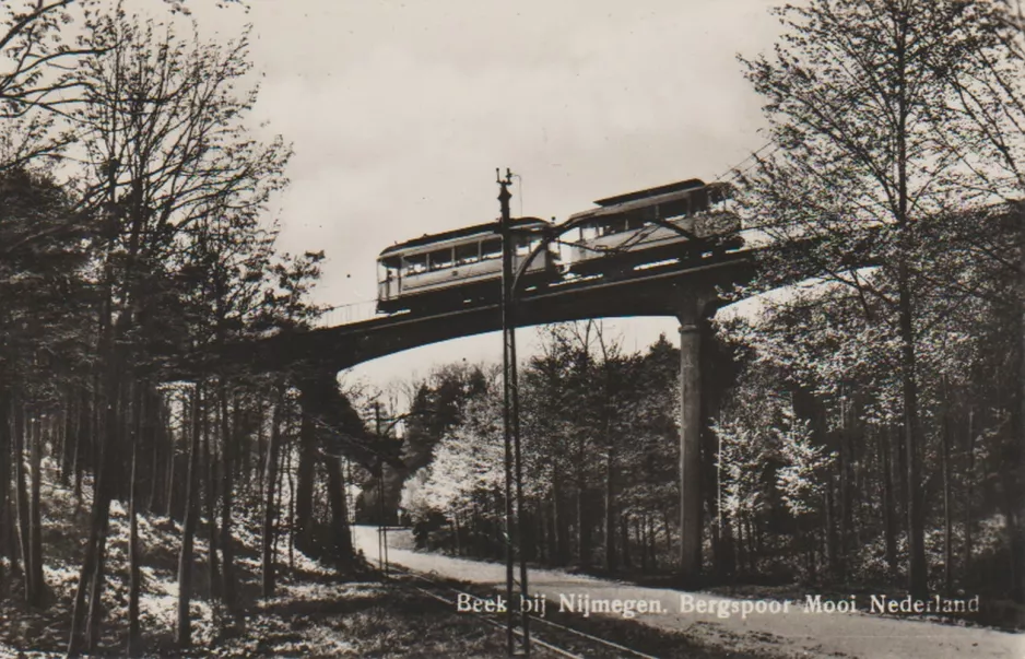 Postcard: Beer bij Niemegen. Bergspoor Mooi Nederland. (1950)