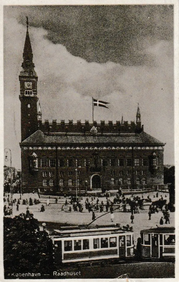 Postcard: Copenhagen tram line 14  on City Hall Square (1915-1920)