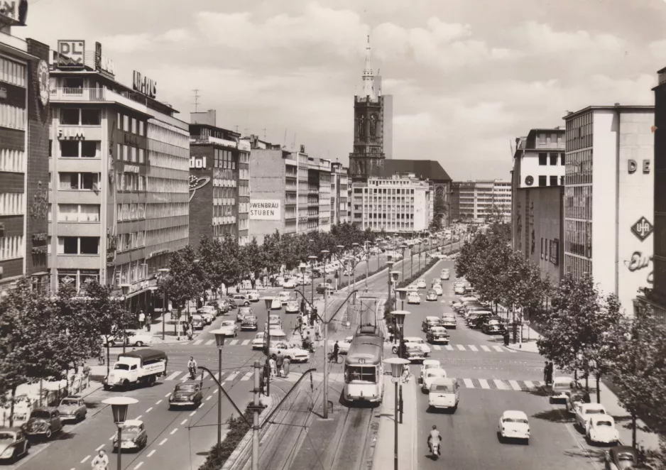 Postcard: Düsseldorf tram line 710  on Berliner Allee (1961)