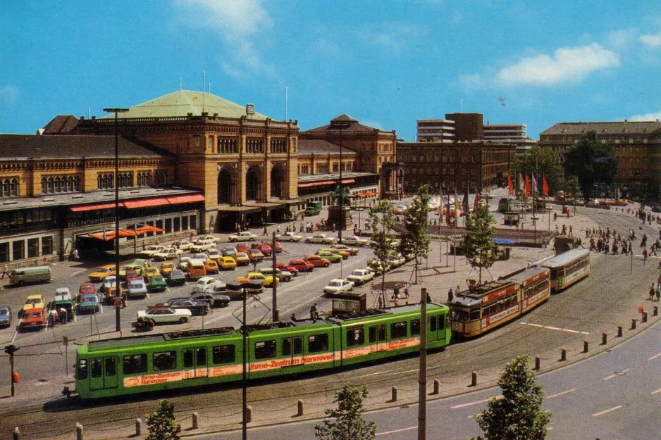 Postcard: Hannover at Hauptbahnhof (1983)