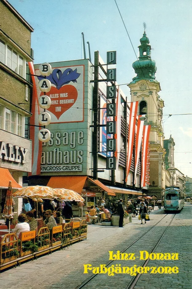 Postcard: Linz tram line 1  near Taubenmarkt (1980)