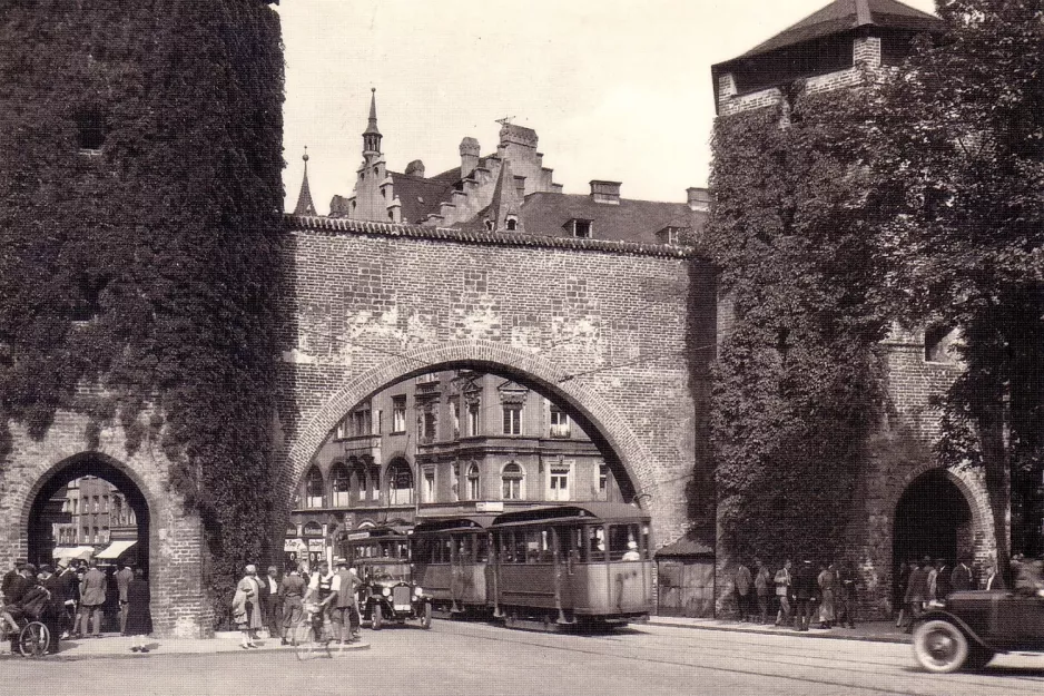 Postcard: Munich near Sendlinger Tor (1930)