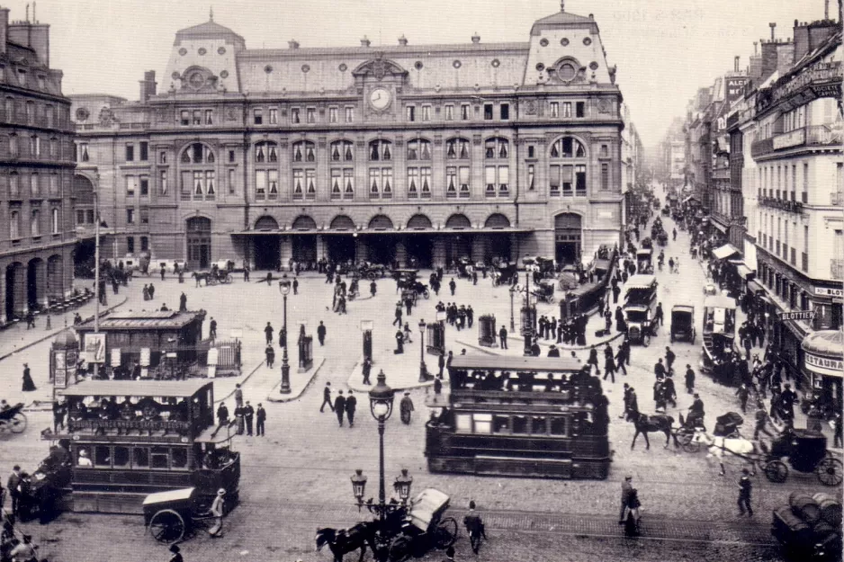 Postcard: Paris by La Gare St Lazare (1900)