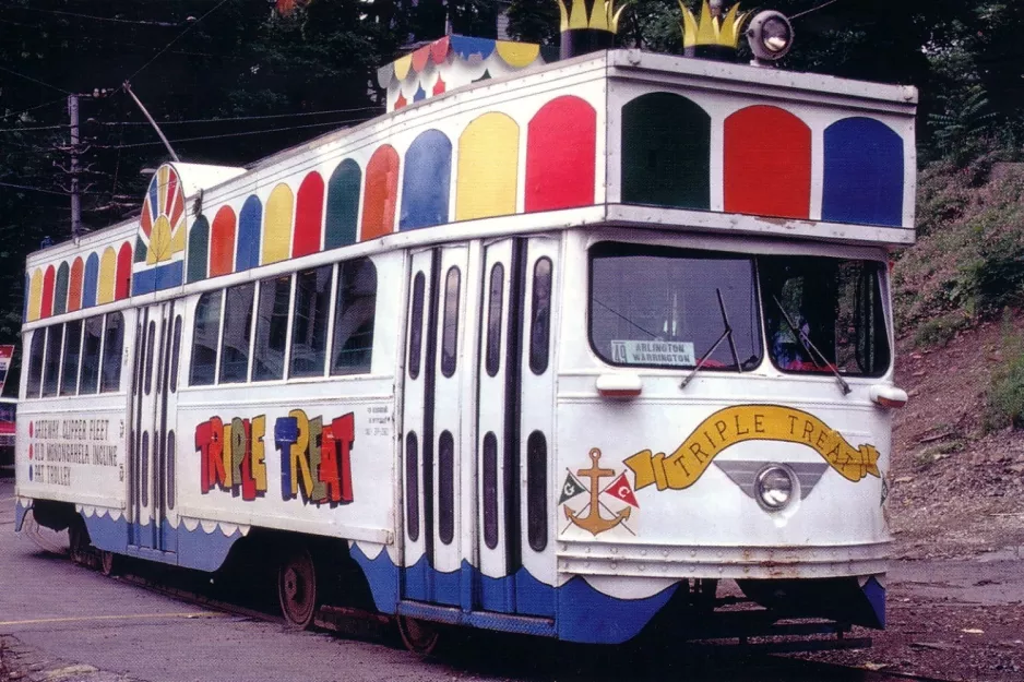 Postcard: Philadelphia railcar 1794 at South Hills Junction (1979)