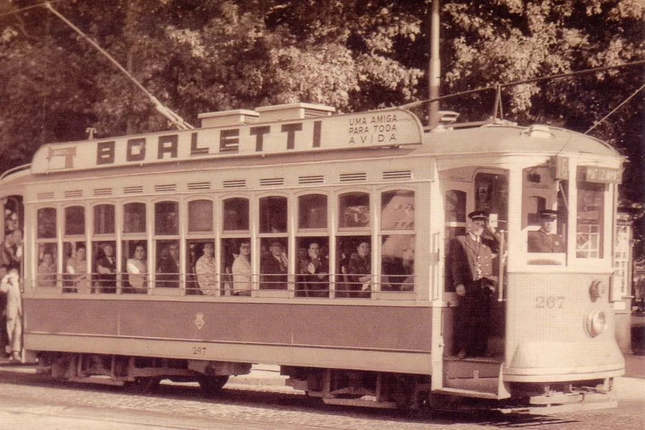 Postcard: Porto tram line 16 with railcar 267 close by Rotunda da Boavista (1965)