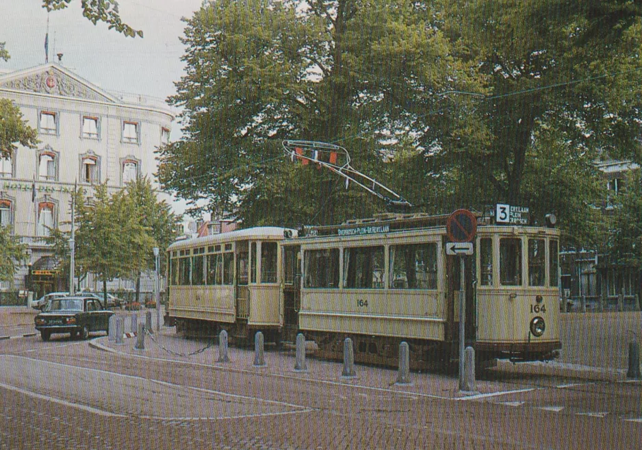 Postcard: The Hague regional line 3 with railcar 164 near Gravenstraat (1979)
