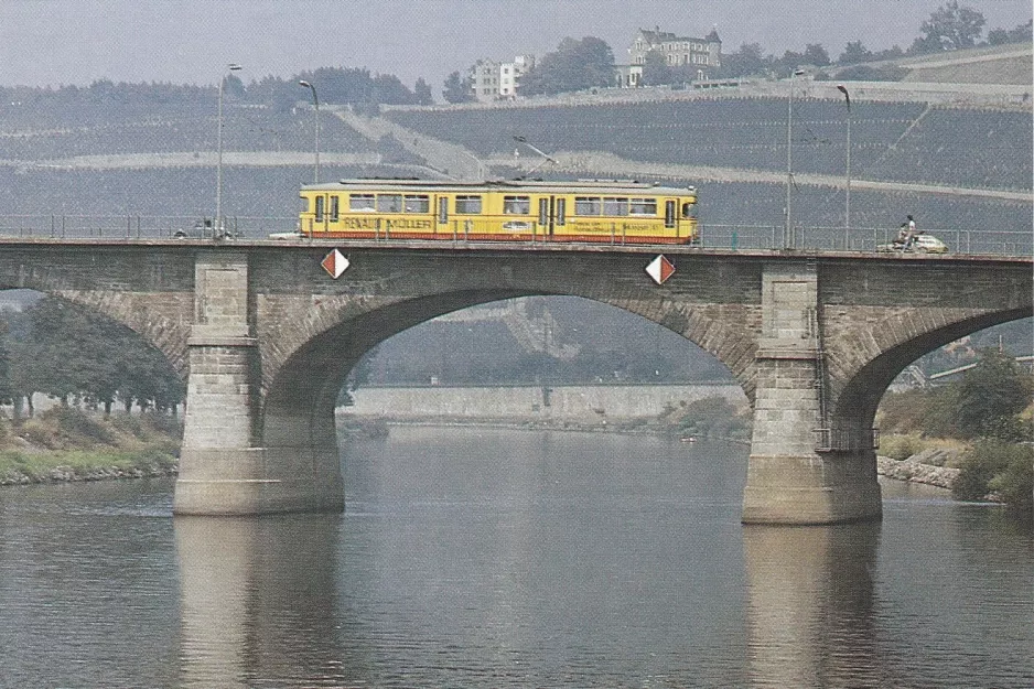 Postcard: Würzburg articulated tram 271 near Congress-Centrum (1985)