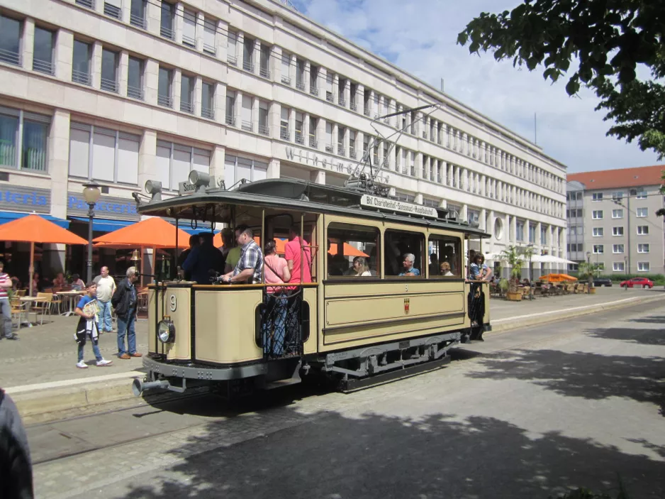 Potsdam Themenfahrten with museum tram 9 at Platz der Einheit/Nord (2014)