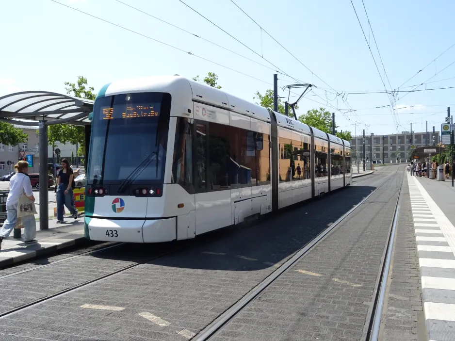 Potsdam tram line 92 with low-floor articulated tram 433 at S Hauptbahnhof (2024)